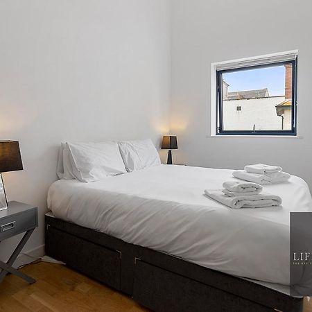 Smythen St, 2 Bed Apartment With Balcony Ексетър Екстериор снимка
