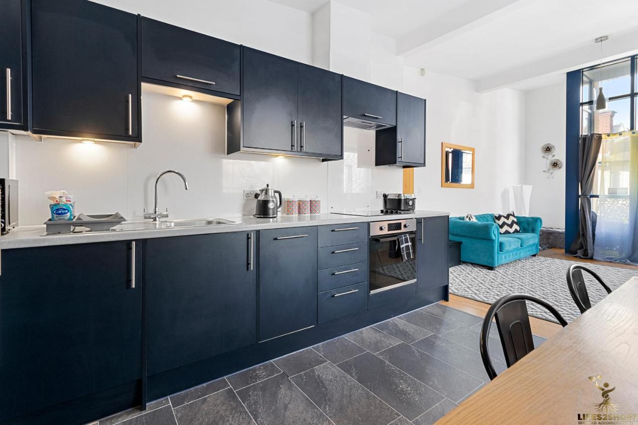 Smythen St, 2 Bed Apartment With Balcony Ексетър Екстериор снимка